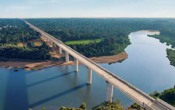 ਰੇਲ ਮੰਤਰੀ ਦੇ ਅਨੁਸਾਰ, ਇਸ ਪ੍ਰੋਜੈਕਟ ਦੇ ਤਹਿਤ, ਫੁੱਲ ਸਪੈਨ ਲਾਂਚਿੰਗ ਤਕਨਾਲੋਜੀ ਦੀ ਵਰਤੋਂ ਕਰਕੇ 257.4 ਕਿਲੋਮੀਟਰ ਨਿਰਮਾਣ ਪੂਰਾ ਕੀਤਾ ਗਿਆ ਹੈ। ਇਹ ਤਕਨੀਕ ਨਿਰਮਾਣ ਦੀ ਗਤੀ ਨੂੰ 10 ਗੁਣਾ ਵਧਾ ਦਿੰਦੀ ਹੈ, ਜਿਸ ਕਾਰਨ ਹਰ ਰੋਜ਼ ਨਵੇਂ ਰਿਕਾਰਡ ਬਣ ਰਹੇ ਹਨ।