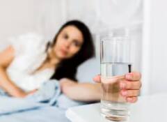 AC 'ਚ ਸੌਣ ਤੋਂ ਪਹਿਲਾਂ ਕਮਰੇ 'ਚ ਪਾਣੀ ਦਾ ਭਾਂਡਾ ਕਿਉਂ ਰੱਖਦੇ ਹਨ? ਜਾਣੋ ਕਿਉਂ ਹੁੰਦਾ ਫਾਇਦਾ