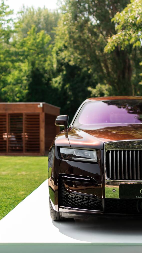 सेकंड हँड रोल्स रॉयस कारची किंमत किती??