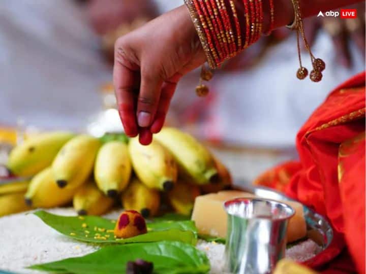 Due to Monday, May 26, on the eldest Amavasya, a good fortune will also become a coincidence of Amavasya. In such a situation, the combination of Vat Savitri fast will be beneficial for women on this day.