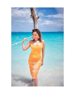 Ankita Lokhande Photo: ઓરેન્જ આઉટફીટમાં અંકિતા લોખંડેનો ગ્લેમરસ અવતાર