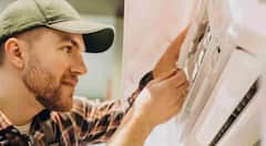 AC ਦਾ ਬਿਲ ਨਹੀਂ ਆਵੇਗਾ ਜ਼ਿਆਦਾ! ਜਾਣੋ ਕਿਹੜੇ ਨੰਬਰ 'ਤੇ ਚਲਾਉਣਾ ਰਹਿੰਦਾ ਸਹੀ, ਜ਼ਿਆਦਾਤਰ ਲੋਕਾਂ ਨੂੰ ਨਹੀਂ ਪਤਾ