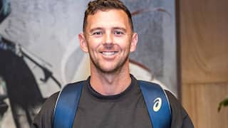 IPL 2025: अब RCB की ट्रॉफी पक्की! प्लेऑफ से पहले टीम के साथ जुड़े घातक गेंदबाज जोश हेजलवुड