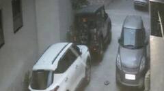 ਪੰਜਾਬ 'ਚ ਤੇਜ਼ ਤੂਫਾਨ ਕਾਰਨ ਮਾਹੌਲ ਇੰਝ ਬਣਿਆ ਭਿਆਨਕ, ਵਾਲ-ਵਾਲ ਬਚੇ ਲੋਕ: ਅਚਾਨਕ ਹੋਇਆ ਧਮਾਕਾ; ਫਿਰ...