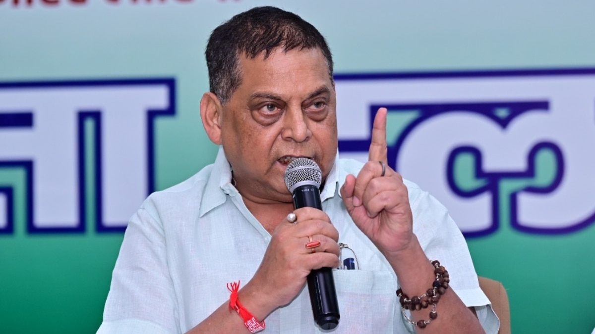 ‘अगर लगता है कि अकाउंट हैक हुआ है तो…’, तेज प्रताप यादव के फेसबुक पोस्ट पर JDU का रिएक्शन