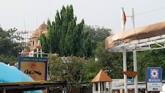 ભર ઉનાળે અંબાજીમાં વરસાદ: બજારોમાં પાણી વહેતું થયું, ૪૨ ડિગ્રી તાપમાન વચ્ચે ઉનાળામાં અષાઢી માહોલ