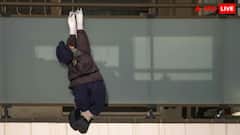 12वीं मंजिल से गिरी महिला! फिर बोली मैं अभी जिंदा हूं, यूजर्स बोले, जाको राखे साइयां, मार सके ना कोय