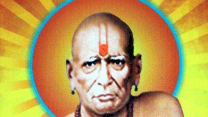 मोहापासून सावध राहिले पाहिजे. मोह हा मोक्षाच्या वाटचालीतील फार मोठी बाधा आहे. त्याच्या आहारी गेलं तर अध:पतन निश्चित आहे !-स्वामी समर्थांचे विचार