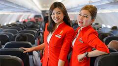 हवाई जहाज में भी होती है फ्रीलांसिंग, जानें ऐसी एयर होस्टेस को कितनी मिलती है सैलरी