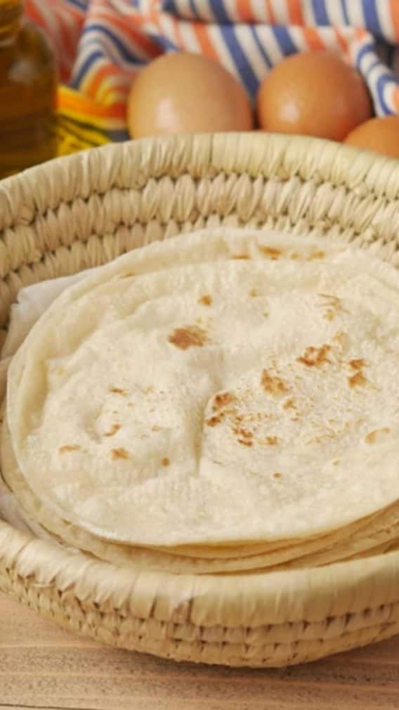 गेहूं के आटे की रोटी खाने से क्या-क्या होती हैं दिक्कतें?