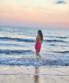 Sophie Choudry Glows In Pink Amid Golden Hour Magic: A Beach Photoshoot To Remember