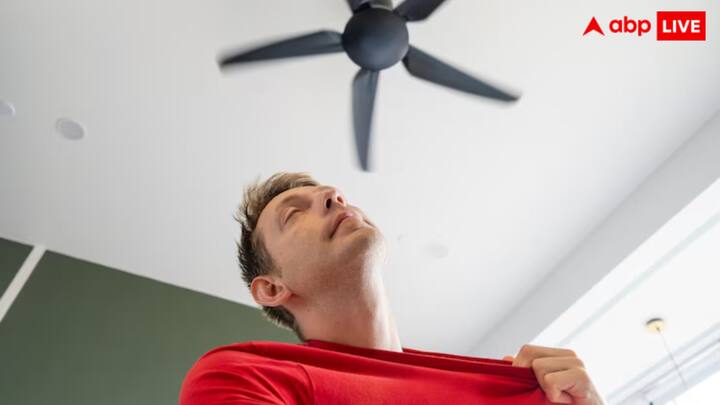 कैपेसिटर चेक करवाएं- धीमी स्पीड की सबसे आम वजह खराब कैपेसिटर होती है. कैपेसिटर 50-100 रुपये में मिल जाता है और किसी भी इलेक्ट्रिशियन से आसानी से बदला जा सकता है.