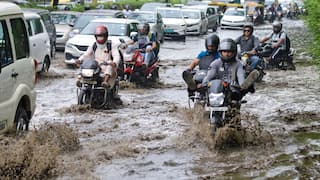 વરસાદથી ચારેયબાજુ તબાહી... મુંબઇ જળમગ્ન, કેરળ અને કર્ણાટકમાં તૈનાત કરાઇ NDRF ટીમો