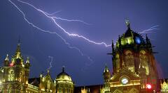 पानी-पानी हुआ महाराष्ट्र, मूसलाधार बारिश में टूटी नीरा डावा नहर, हाईवे और 150 घर डूबे