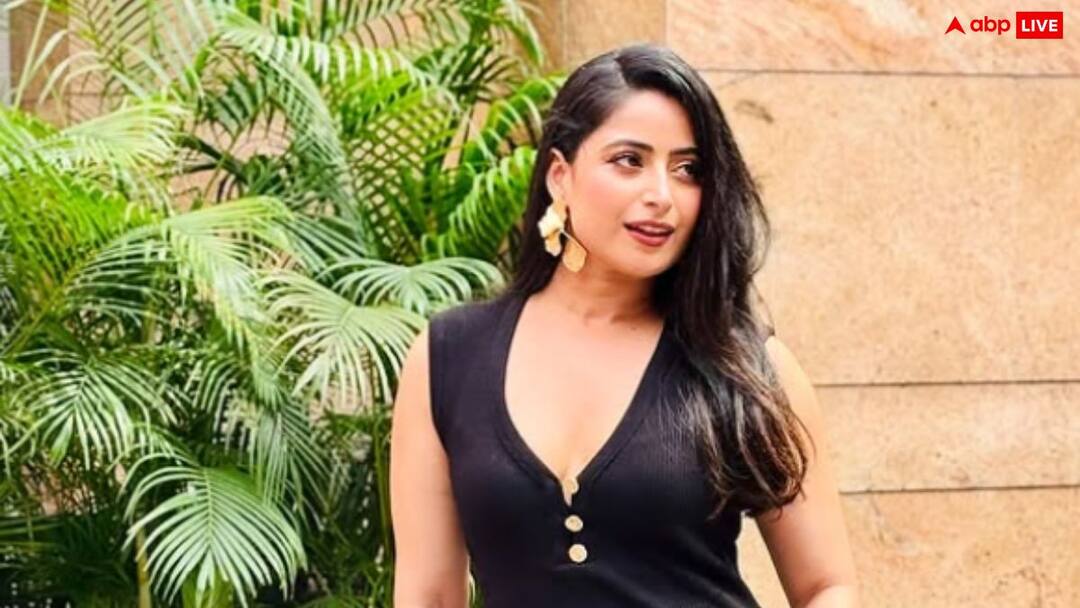 'गुम हैं किसी के प्यार में' की पाखी संग प्रोड्यूसर ने गाड़ी में की थी गंदी हरकत, रोते-रोते किया था पापा को फोन ghum hai kisi ke pyar mein fame Aishwarya sharma aka pakhi talk about casting couch 'गुम हैं किसी के प्यार में' की पाखी संग प्रोड्यूसर ने गाड़ी में की थी गंदी हरकत, रोते-रोते किया था पापा को फोन