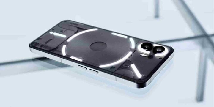 कैमरा सेटअप की बात करें तो Nothing Phone 3 में ट्रिपल कैमरा सेटअप हो सकता है जिसमें 50MP का मुख्य सेंसर और फ्रंट में 32MP का सेल्फी कैमरा शामिल हो सकता है. वहीं Nord 5 में 50MP OIS प्राइमरी लेंस के साथ 8MP अल्ट्रावाइड और 16MP फ्रंट कैमरा मिलने की संभावना है.