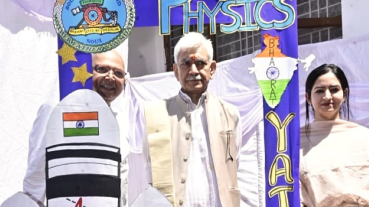 ‘ऑपरेशन सिंदूर’ पर जम्मू-कश्मीर के LG मनोज सिन्हा बोले, ‘भारत अपनी रक्षा के लिए दूसरों पर निर्भर…’