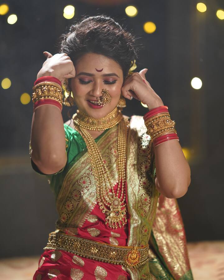 तिचा हा लूक सध्या सध्या सोशल मीडियावर चर्चेचा विषय ठरला आहे.