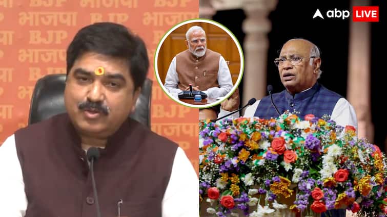 पीएम मोदी के ग्यारह साल: कांग्रेस ने बताया ‘अघोषित आपातकाल’, बीजेपी ने कहा– ‘अमृतकाल’ पीएम मोदी के ग्यारह साल: कांग्रेस ने बताया ‘अघोषित आपातकाल’, बीजेपी ने कहा– ‘अमृतकाल’