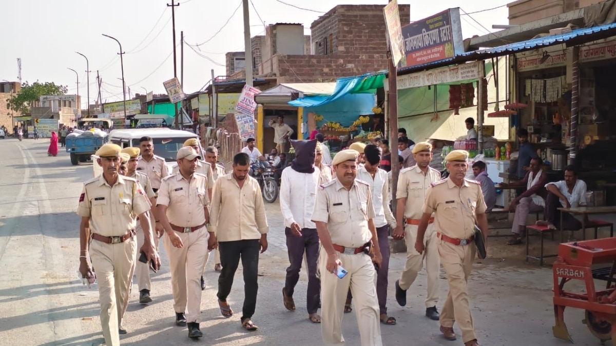 जोधपुर में अपहरण के आरोपियों की पुलिस ने बाजार में कराई परेड, चौथे की तलाश जारी