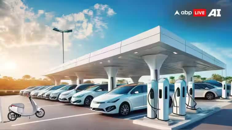 Maharashtra government s new policy On EV Now you can get 2 lakh discount and tax exemption on buying Electric vehicles अब EV खरीदने पर मिलेगी 2 लाख रुपये की छूट और टैक्स माफ! क्या है सरकार का नया प्लान?