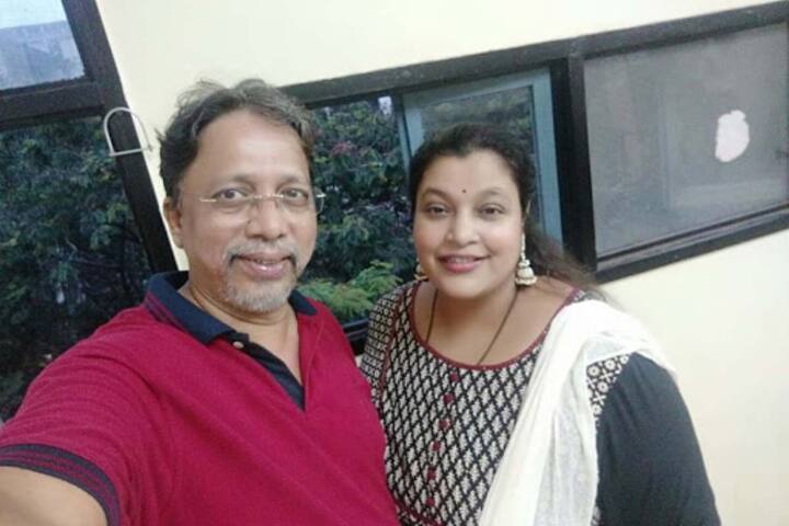 एक्ट्रेस अंबिका रंजनकर इस सीरियल में कोमल हाथी के शानदार किरदार में नजर आ रही हैं. एक्ट्रेस के रियल लाइफ हस्बैंड अरुण रंजनकर हैं जो फिल्म इंडस्ट्री में एक असिस्टेंट डायरेक्टर हैं.