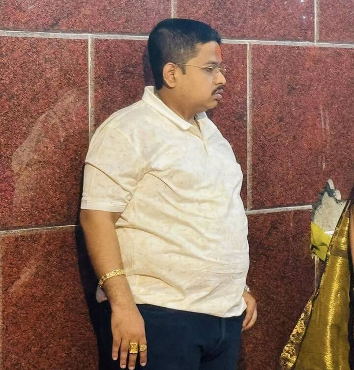 एवढ्यावरच न थांबता, या संबंधातून महिलेला गर्भधारणाही झाली, मात्र सिद्धांत यांनी जबरदस्तीने गर्भपात करवून घेतल्याचा आरोपही महिलेने नोटीसमध्ये केला आहे.