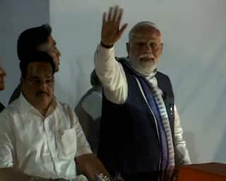 PM Modi Gujarat Visit Live: પ્રધાનમંત્રી નરેન્દ્ર મોદીનો ગુજરાત પ્રવાસનો આજે બીજો દિવસ, ગાંઘીનગરમાં યોજાશે રોડ શો