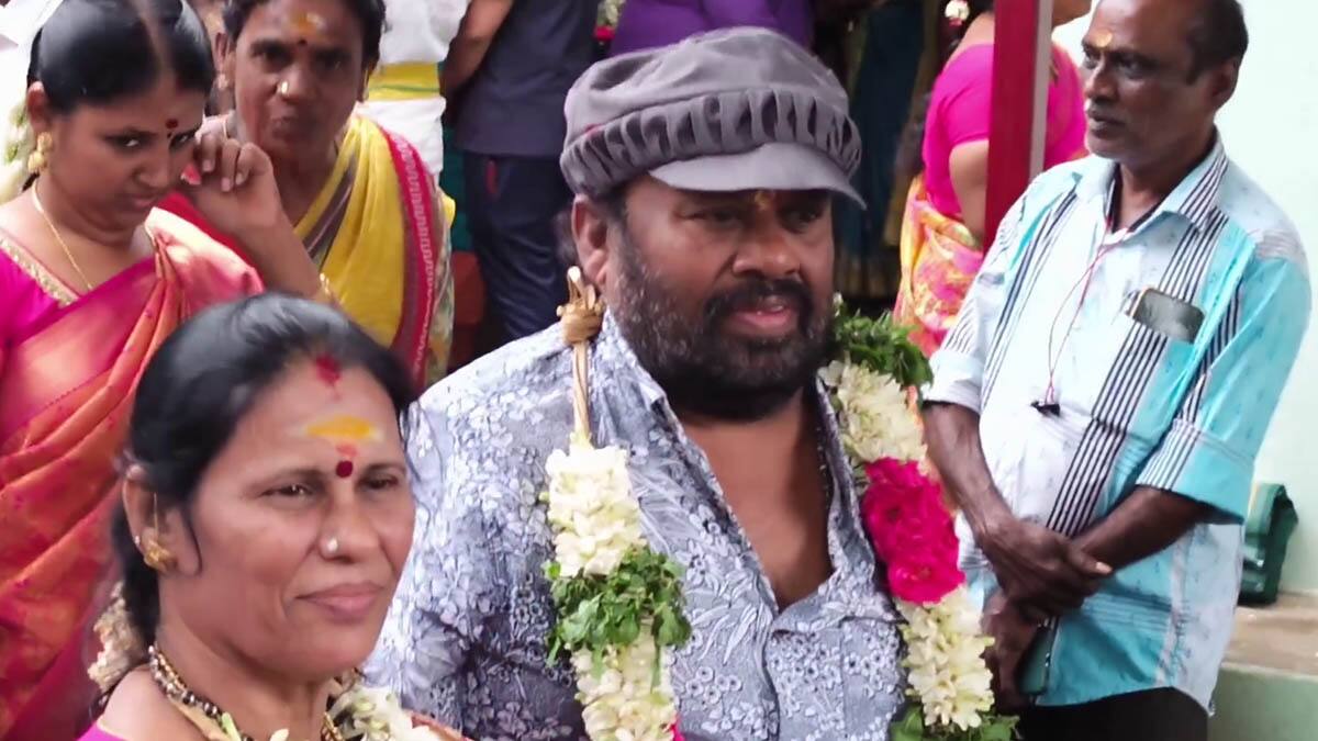 “நான் நினைத்த வேண்டுதல் நிறைவேறியது”; யாக பூஜையில் குடும்பத்துடன் கலந்துகொண்ட பிரபல நடிகர்