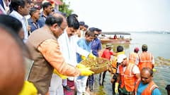 सीएम मोहन यादव ने शीतलदास बगिया की सफाई की, सफाईकर्मियों का किया सम्मान, देखें तस्वीरें