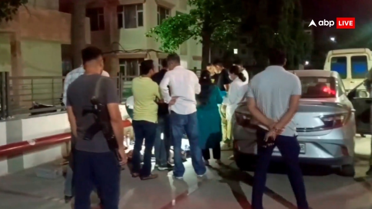 एक कार, सात लाश, दो सुसाइड नोट, पंचकूला के हैरान करने वाले मामले में पुलिस ने क्या बताया?