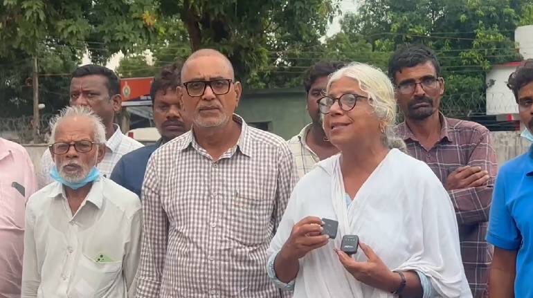 Chhattisgarh Naxal news Narayanapur Naxal Encounter Police hastily cremated Naxal leader Basav Raju Family alleges that the body was not given even after the court order नक्षलवाद्यांचा सर्वोच्च नेता बसव राजूवर पोलिसांकडून तडकाफडकी अंत्यसंस्कार? न्यायालयाच्या आदेशानंतरही मृतदेह न दिल्याचा कुटुंबियांचा आरोप