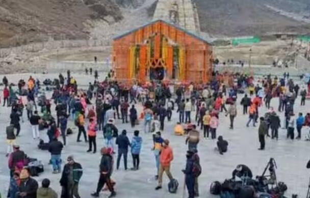 ચાર ધામ યાત્રા એ ભક્તિ અને શ્રદ્ધાની યાત્રા છે જે દરેક હિન્દુ જીવનમાં ઓછામાં ઓછી એક વાર કરવા માંગે છે. બરફથી ઢંકાયેલા શિખરો, મુશ્કેલ ચઢાણો અને ભગવાનના દર્શન કરવાની ઇચ્છા લોકોને ઉત્તરાખંડના ઊંચા પર્વતીય પ્રદેશો તરફ આકર્ષે છે. પરંતુ છેલ્લા કેટલાક વર્ષોમાં એક પ્રશ્ન વારંવાર ઉઠાવવામાં આવ્યો છે 