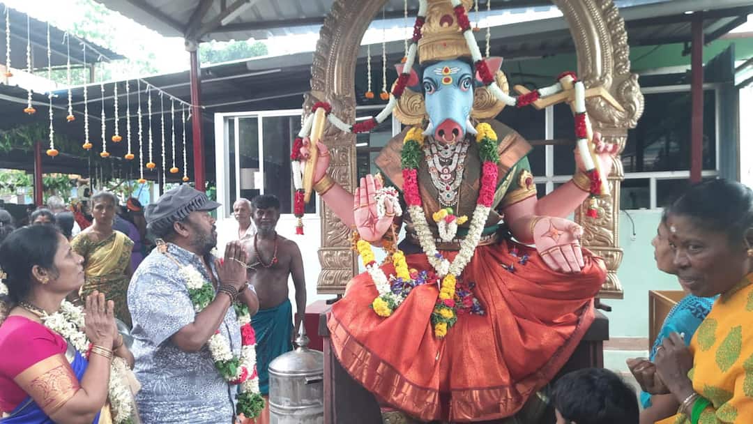 “நான் நினைத்த வேண்டுதல் நிறைவேறியாது”; யாக பூஜையில் குடும்பத்துடன் கலந்துகொண்ட பிரபல நடிகர்