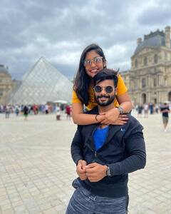 உன்னுடைய அன்பும் - அரவணைப்பும் இல்லை! 3-ஆவது திருமண நாளில் கலங்க வைத்த ஸ்ருதி சண்முகப்பிரியாபதிவு!