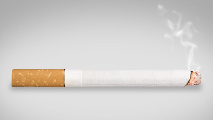 8. Avoid Smoking: Smoking has proven to be a serious threat to eye health. It increases the risk of vision-related problems and damage to the optic nerve, which leads to permanent vision loss. The harmful chemicals in tobacco smoke reduces blood flow to eyes and contributes to oxidative stress, which damages the delicate tissues that are responsible for clear vision. (Image Source: Canva)