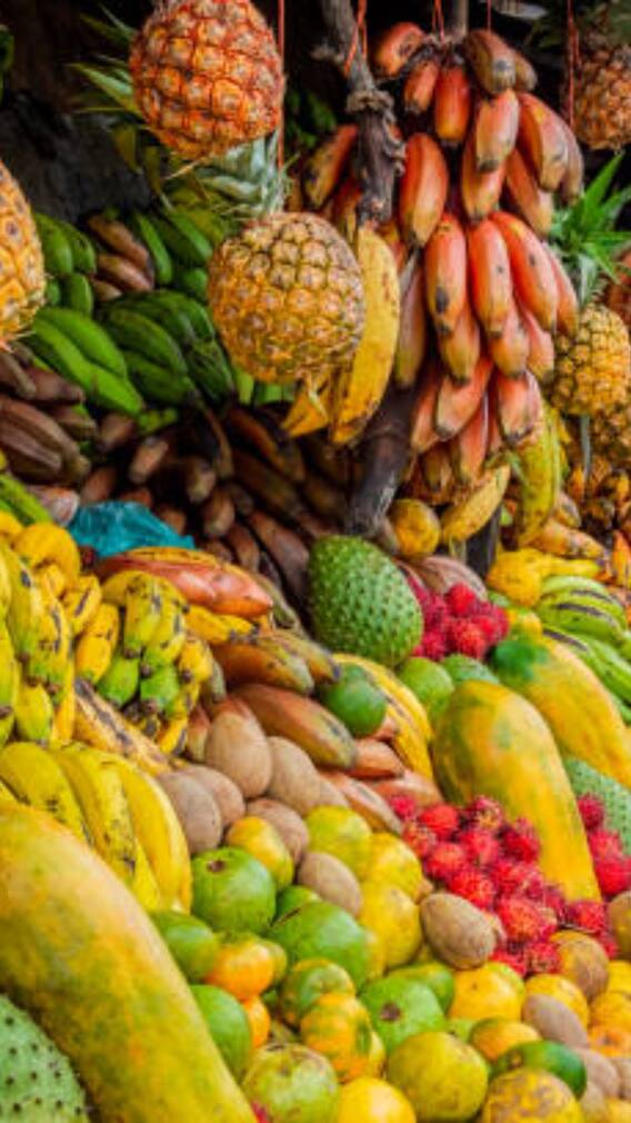 दिल्ली के सबसे सस्ते फल बाजार जो गर्मियों में भी देंगे भरपूर ताजगी