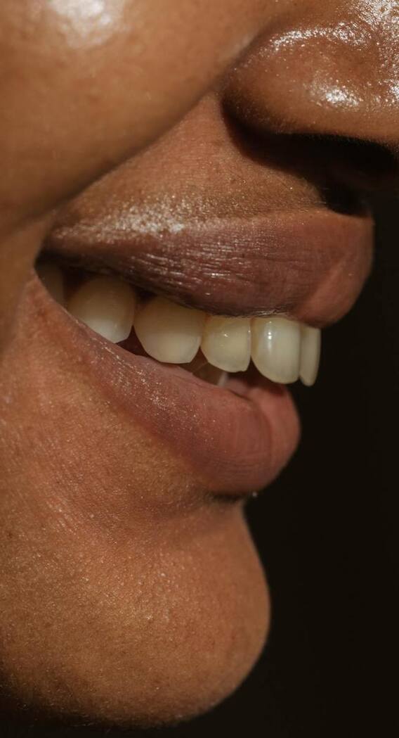 होंठों के ऊपर उग रहे हैं बाल तो ये टिप्स आएंगे काम