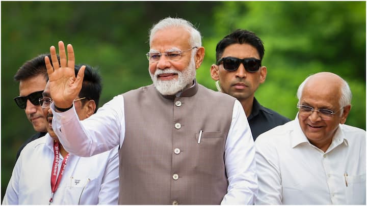 PM Modi also launched development projects worth ₹5,536 crore in Gandhinagar, focusing on infrastructure, urban growth, and public welfare initiatives. (Image Source: PTI)