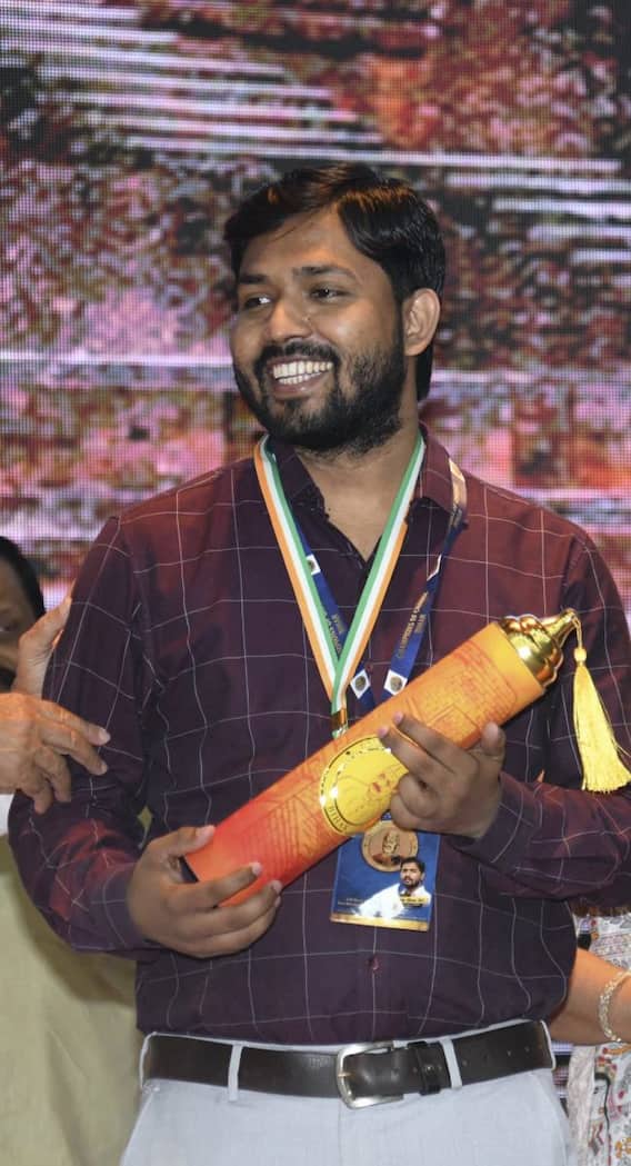 खान सर की पत्नी का क्या नाम है?