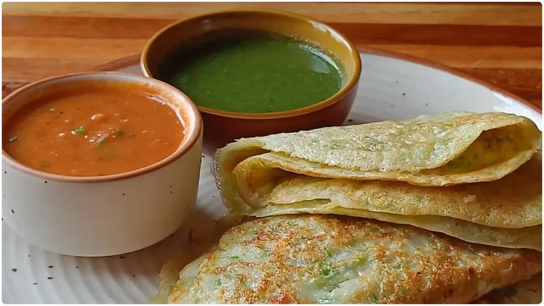 Tasty and Healthy Breakfast Try this Sponge Dosa recipe Here are the ingredients and how to make it Sponge Dosa Recipe : టేస్టీ, హెల్తీ స్పాంజ్ దోశలు.. మినపప్పు లేకుండా 20 నిమిషాల్లో తయారు చేసుకోగలిగే రెసిపీ ఇదే 