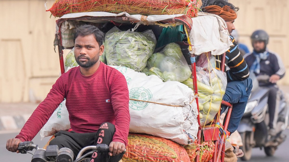 यूपी के सभी 75 जिलों में ई रिक्शा, ओला-उबर चलाने वालों के लिए नए नियम! करने होंगे 2 जरूरी काम