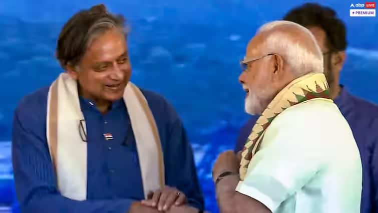 કોંગ્રેસ સાંસદ શશિ થરૂરઃ અંગ્રેજીથી ચોંકાવે છે, પાર્ટીને ચીઢવે છે