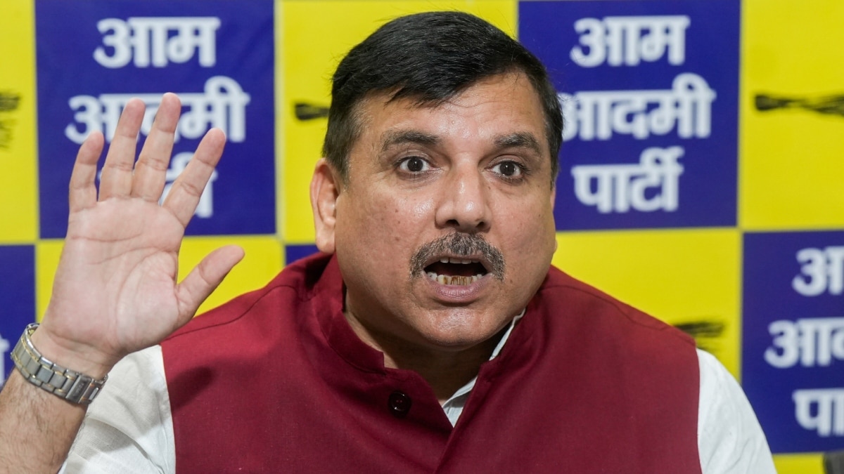 संजय सिंह बोले, ‘बीजेपी का कार्यकर्ता घर-घर में सिंदूर बांटेगा, कहीं महिलाओं से थप्पड़…’