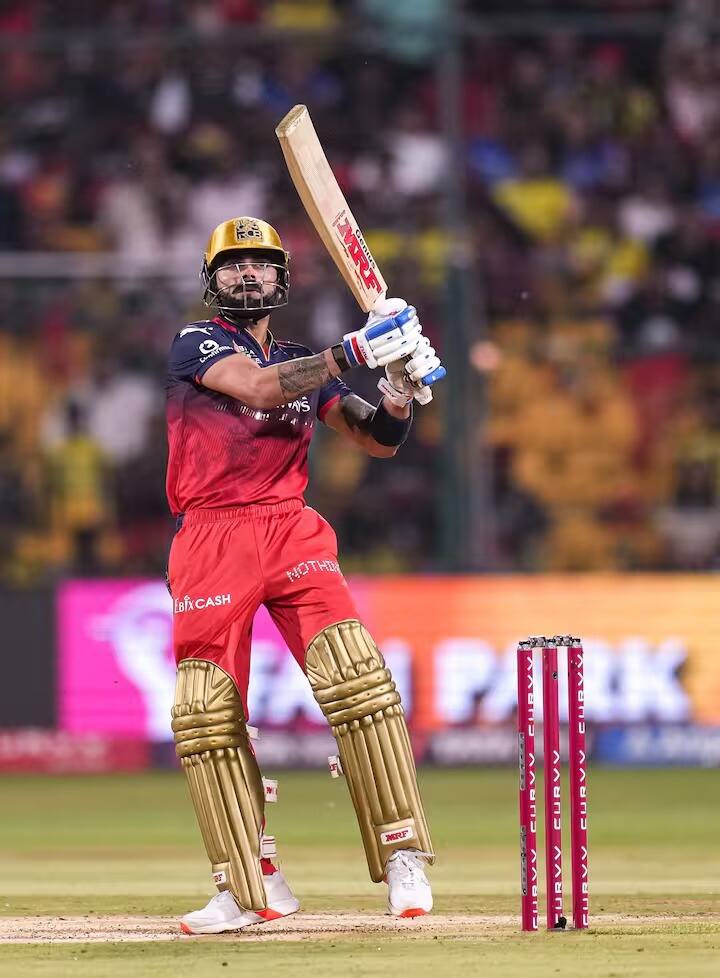 म्हणजेच, जर कोहलीने पहिल्या क्वालिफायर सामन्यात पंजाब किंग्जविरुद्ध अर्धशतक झळकावले, तर रॉयल चॅलेंजर्स बंगळुरूचा अंतिम फेरीत प्रवेश निश्चित आहे असे समजा.