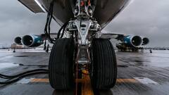 बाइक और कार की तरह क्या प्लेन के टायर भी पंक्चर होते हैं? जान लीजिए जवाब