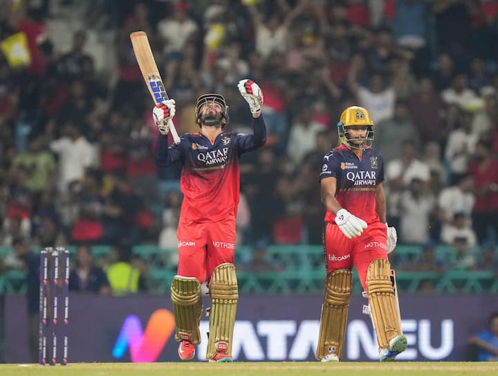 विजेता सीधे फाइनल में चले जाएंगे, जबकि हारने वाली टीम को क्वालिफायर 2 में दूसरा मौका मिलेगा। दोनों टीमों के साथ मजबूत रूप में, एक रोमांचक प्रतियोगिता का इंतजार है।