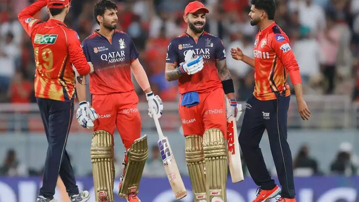 या हंगामात पंजाब आणि बंगळुरू दोन वेळेस अमानेसामने आले आहेत. तेव्हा दोन्ही संघ एक-एक वेळेस जिंकले आहेत. याआधी मुल्लानपूरच्या मैदानावर खेळलेला कमी धाव संख्येचा पाठलाग करताना बंगळुरूने पंजाब संघावर विजय मिळवला होता.