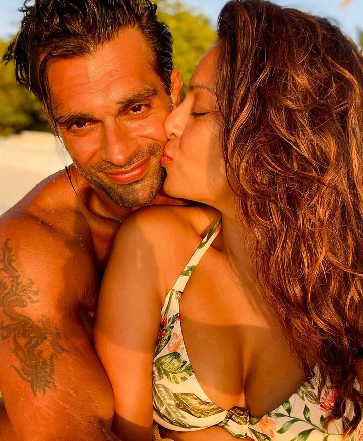 लेकिन बहुत कम लोग ही जानते होंगे कि करण सिंह ग्रोवर और बिपाशा बसु की उम्र में कितना फासला है.