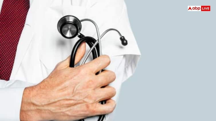 heart attack cases increasing due to coronavirus what doctor says क्या वाकई कोरोना से ही बढ़ रहे हैं हार्ट अटैक के मामले? जानें क्या कहते हैं डॉक्टर